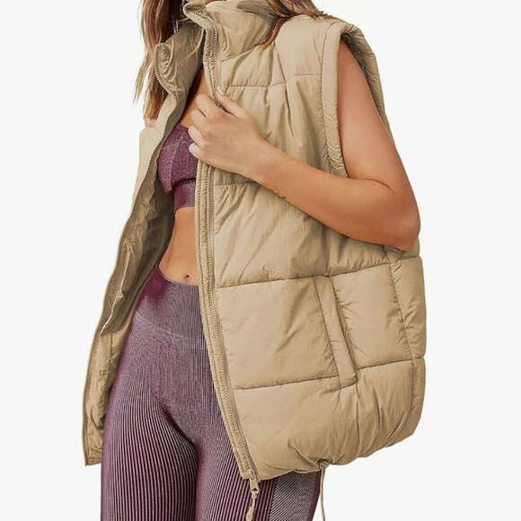 Oversized Puffer Vest - Picture 1 of 4